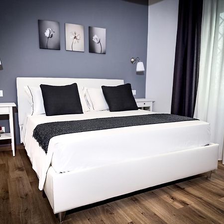 Apartament Da Rossella Rzym Zewnętrze zdjęcie